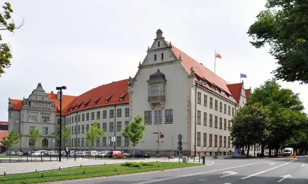 China Sanctions Polish Tech Institutions Amidst Unclear Tensions