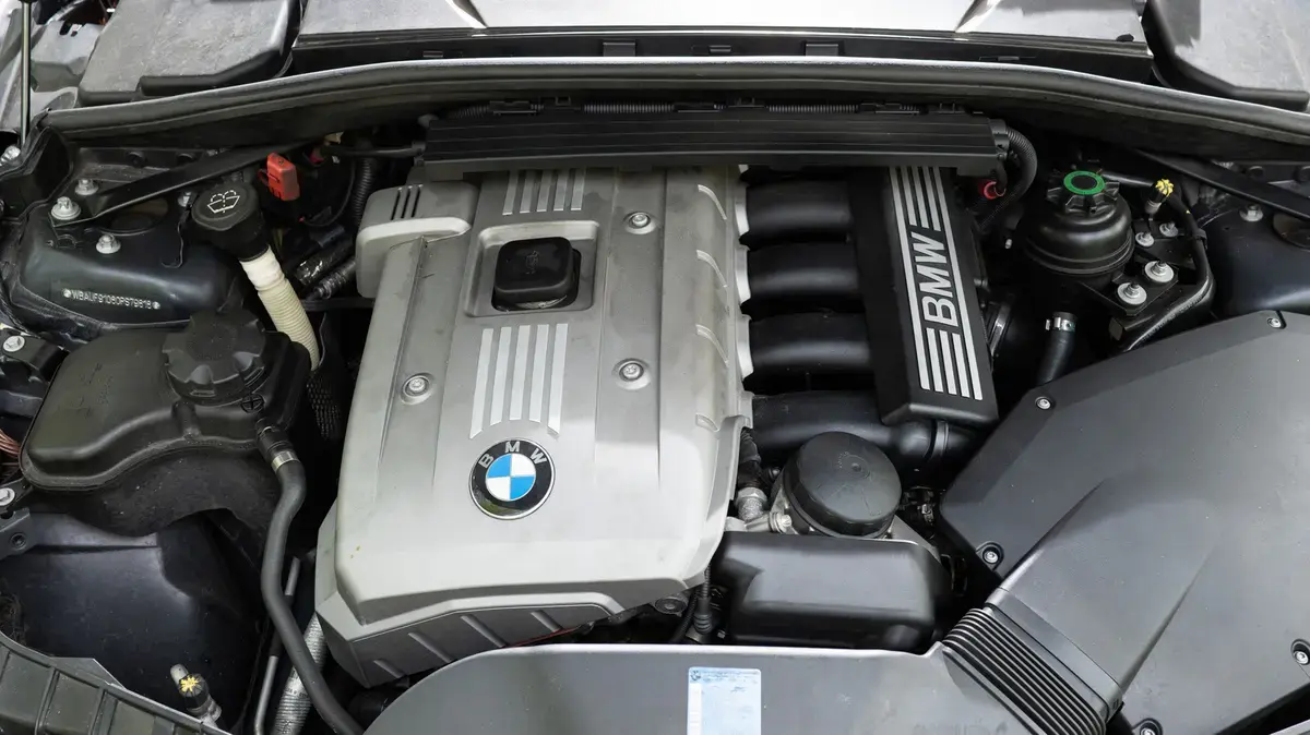 Inline-Six Engines That Outperform Many V8s