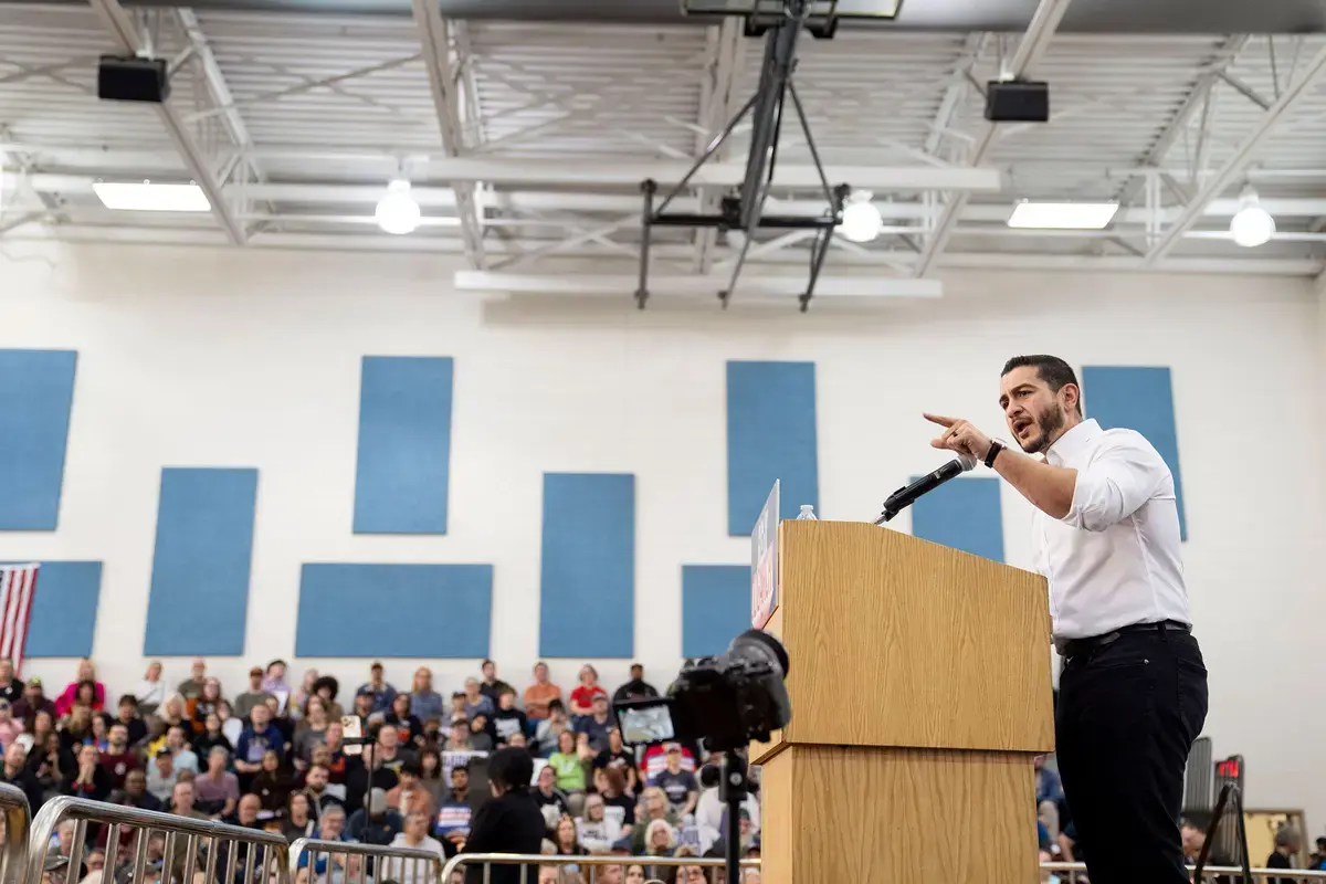 Michigan's Progressive Hope: Abdul El-Sayed Challenges Both Parties
