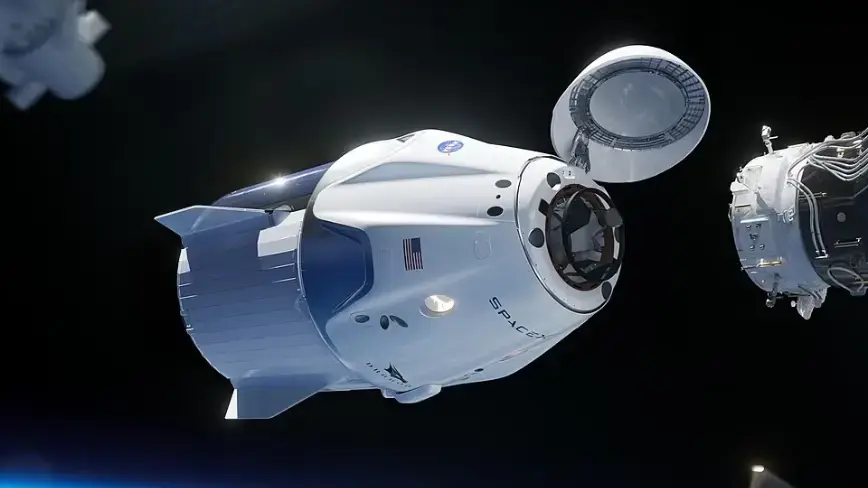 SpaceX Wins $4.16 Billion Contract for Missile-Tracking Satellites