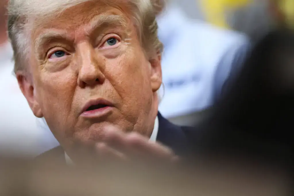 Trump Delays AI Executive Order Signing
