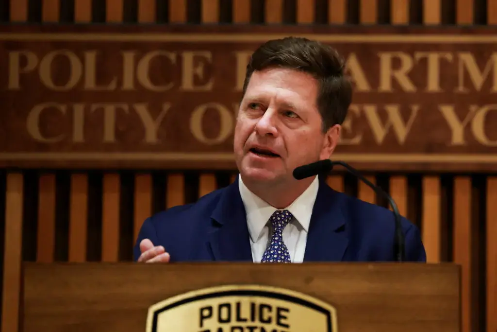 Trump to Nominate Jay Clayton as National Intelligence Director
