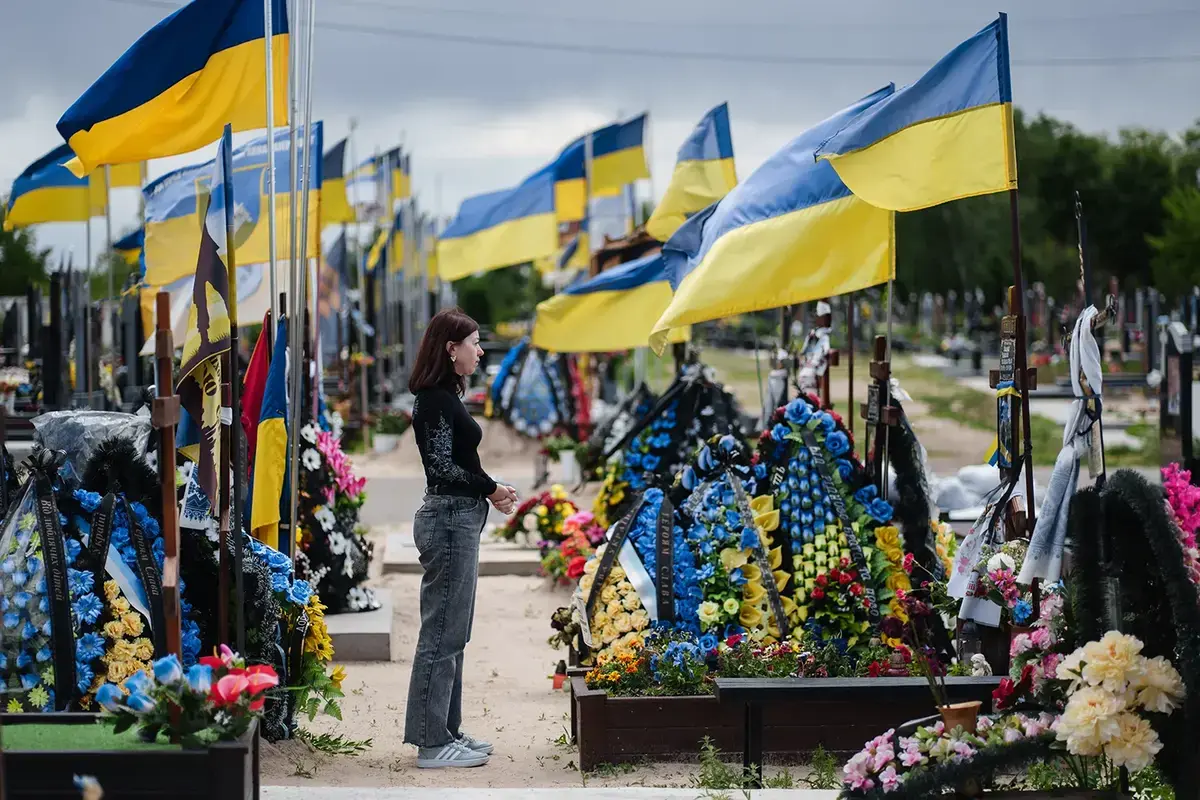 Ukrainian War Widows Fight for Compensation Amid Ongoing Struggles