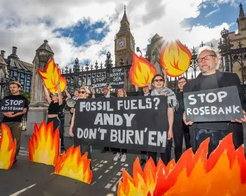 UK’s New Prime Minister Faces Tough Climate Choices Amid Heatwaves and Energy Crisis