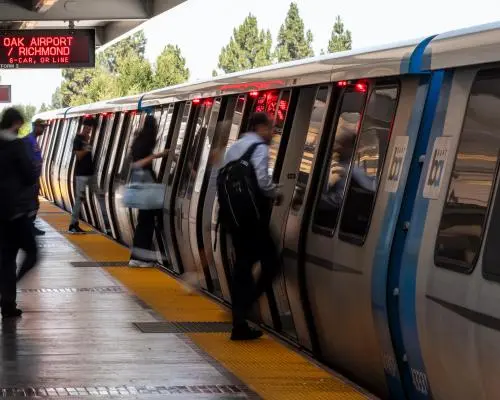 San Francisco Bay Area Transit Faces Financial Collapse, Threatening Service Continuity