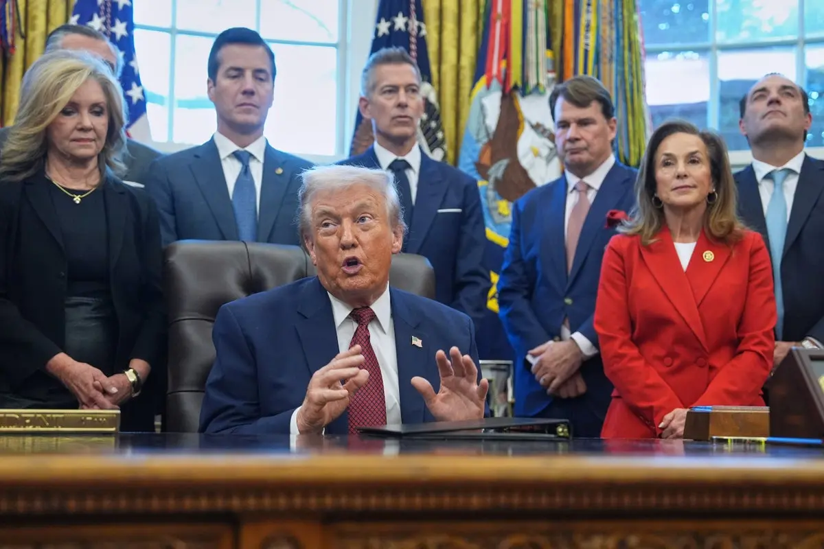 Trump Administration Relaxes Vehicle Emission Standards