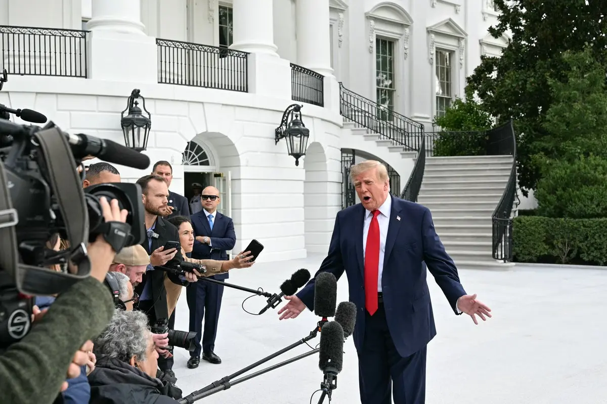 Trump Tells Female Reporter to Be Quiet, Dismisses Obama’s „Women‑Run World” Claim as Ridiculous