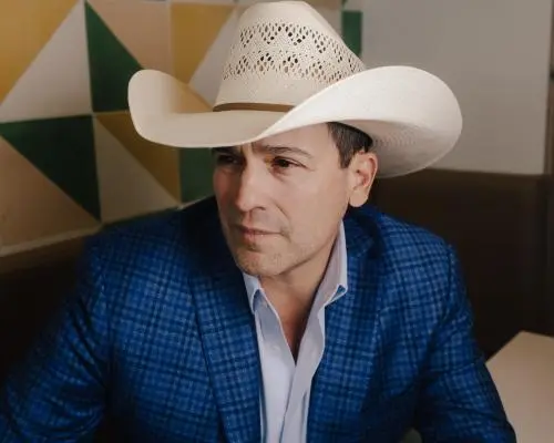 Bobby Pulido Returns to Texas Quinceañeras to Rebuild Latino Democratic Support