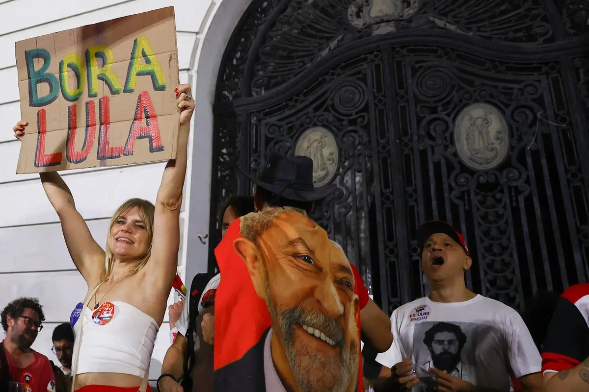 Brazil heads to runoff as Bolsonaro leads Lula in first round, Liberal Party surges in Congress