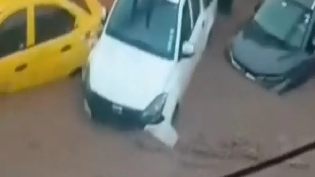 Severe Flooding Paralyzes Ecuador’s Largest City After Torrential Downpours