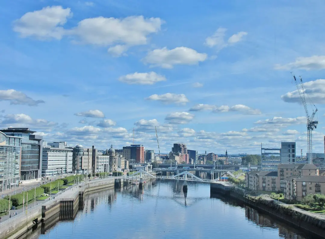 Glasgow City Council Reaches Pay Deal With Unions, Sidestepping Strike