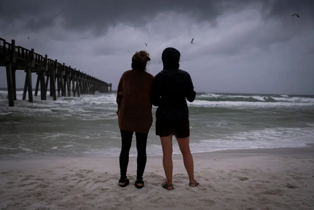 Hurricane Isaias Faces a Climate Tug‑of‑War Between El Niño and Rising Gulf Temperatures