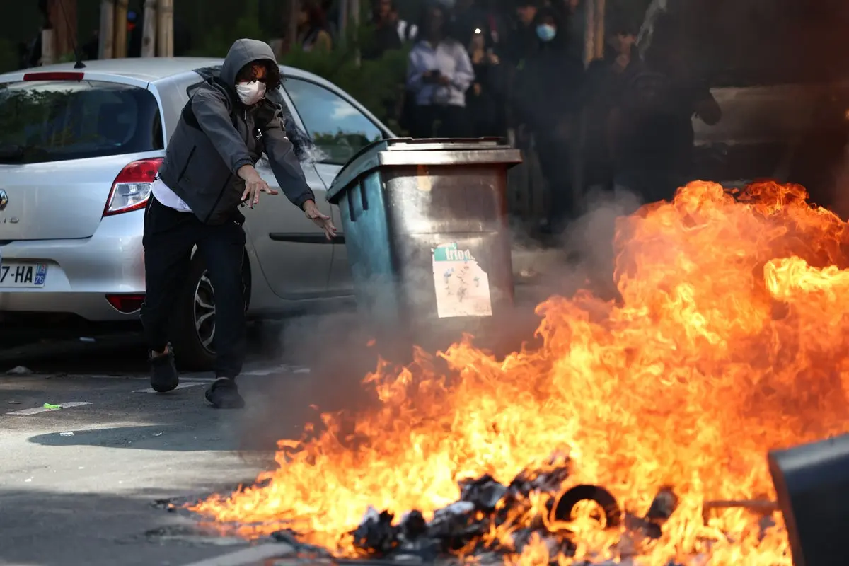 Paris Prepares for Mass Student Mobilization