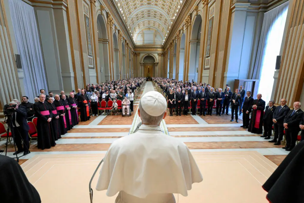 Pope Leo to Undergo Lung Nodule Surgery