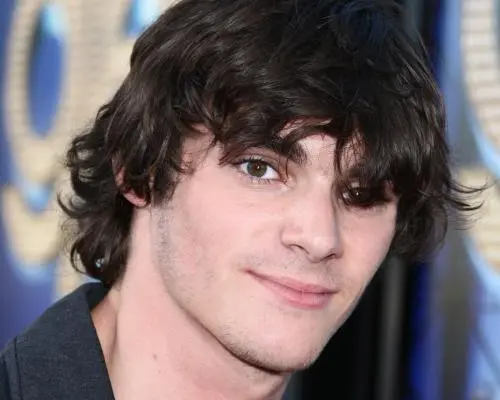 RJ Mitte’s Death Highlights Need for Support for Cerebral Palsy and Mental Health