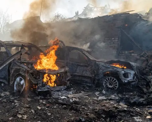 Russian Strikes Target Ukrainian Power Grid After Truce Claim