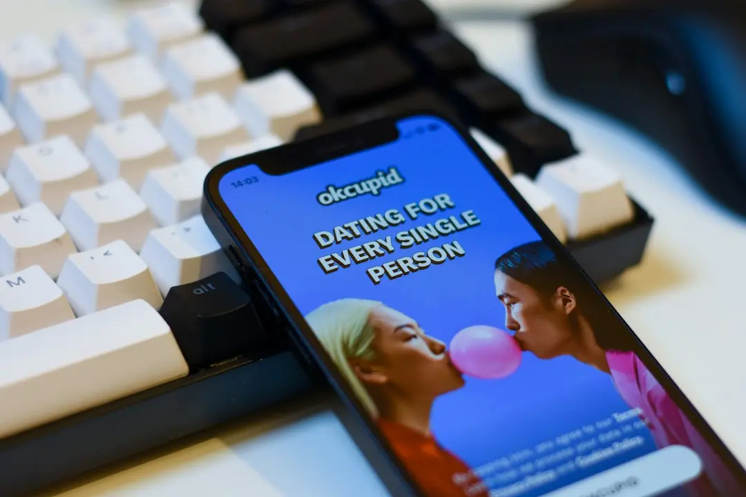 Singapore’s New Dating App Targets Government Employees Amid Record Low Birth Rate